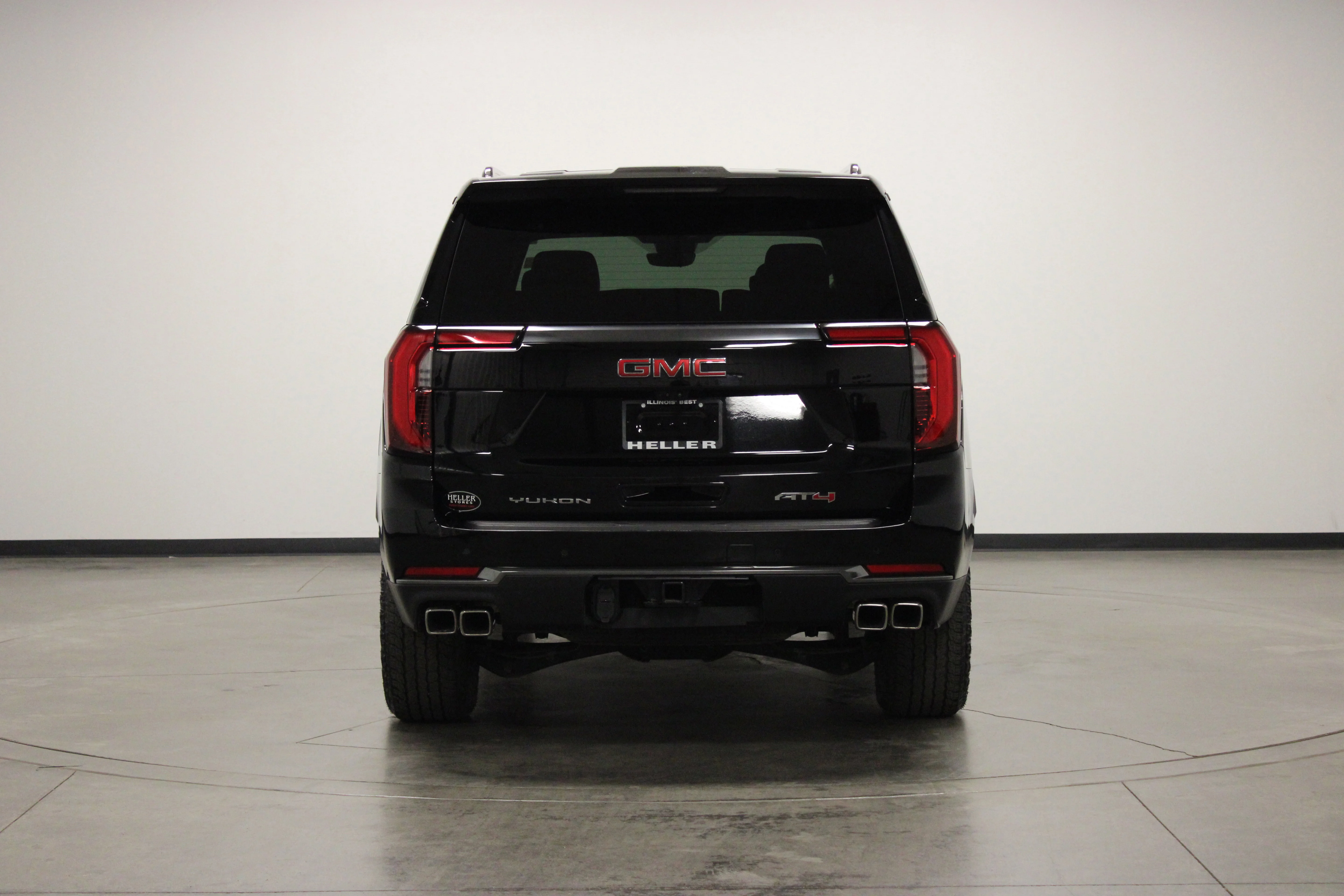 Used 2025 Onyx Black GMC AT4 image 7