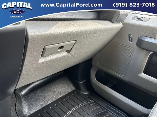 Used 2019 White Ford XLT image 26