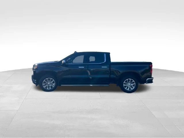 Used 2021 Black Chevrolet LTZ image 3
