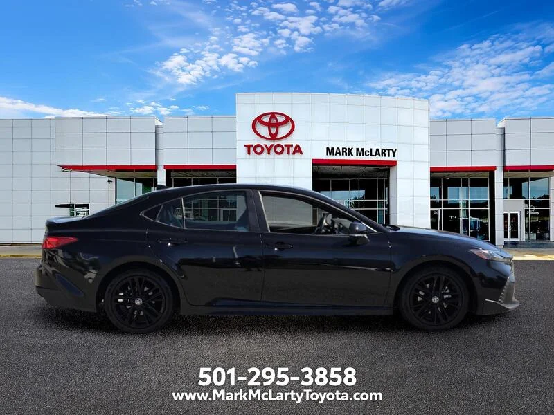 Used 2025 Midnight Black Metallic TOYOTA SE image 6
