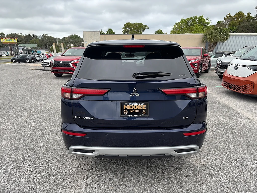 Used 2024 Cosmic Blue Metallic Mitsubishi  image 5
