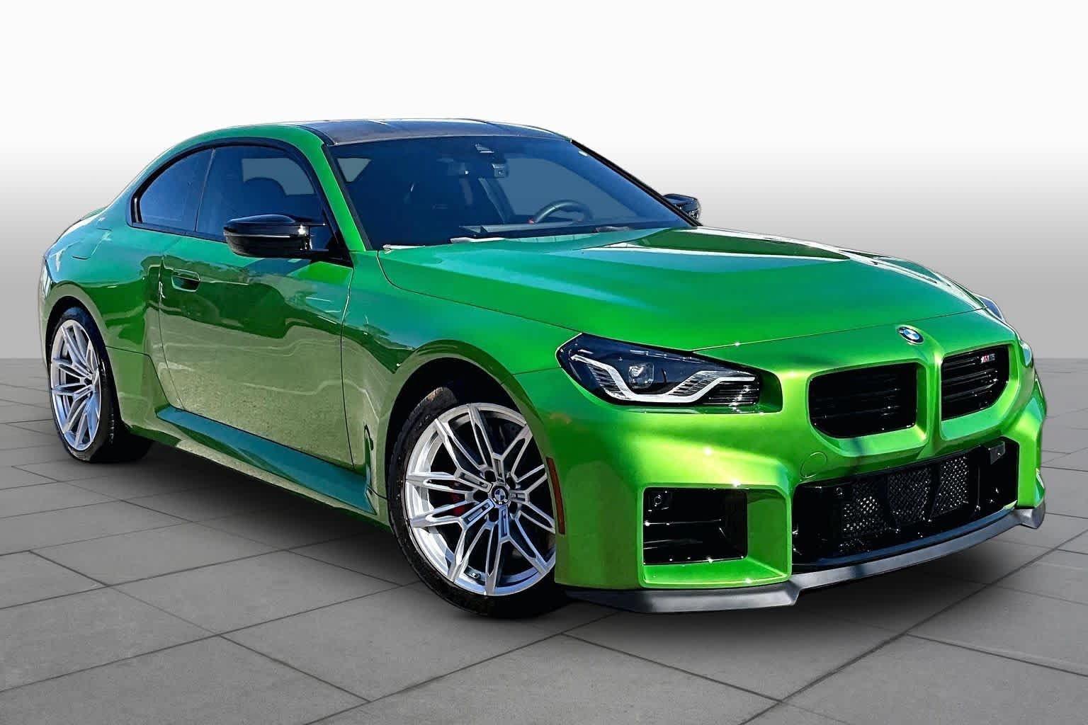 Used 2026 Java Green Metallic BMW  image 3