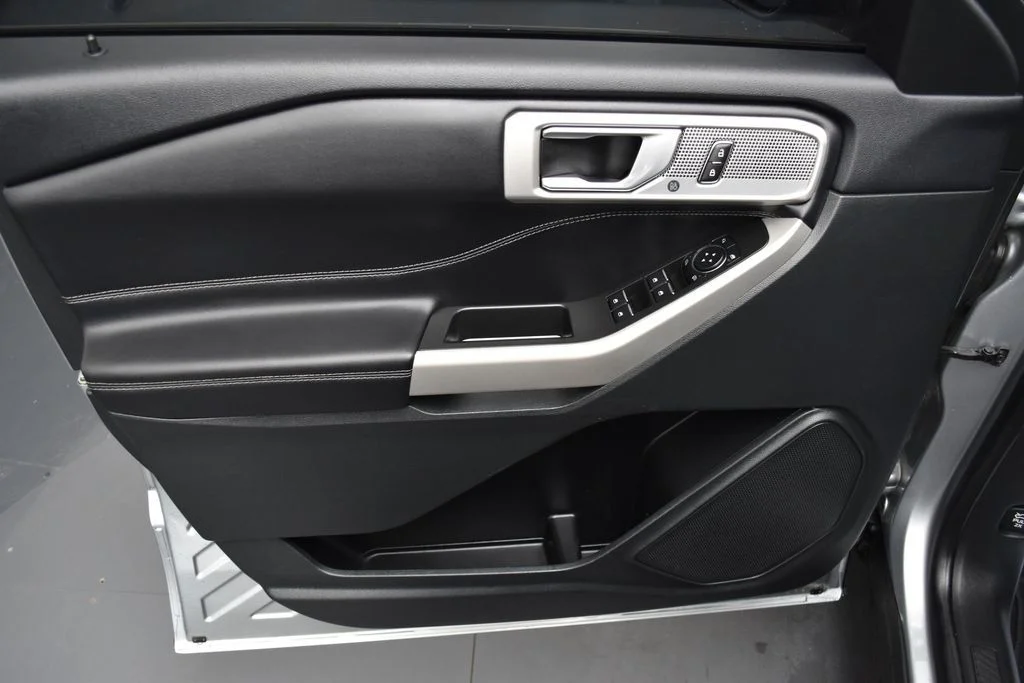Used 2024 Silver Ford XLT image 19