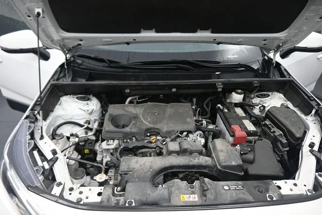 Used 2024 White Toyota XLE image 12