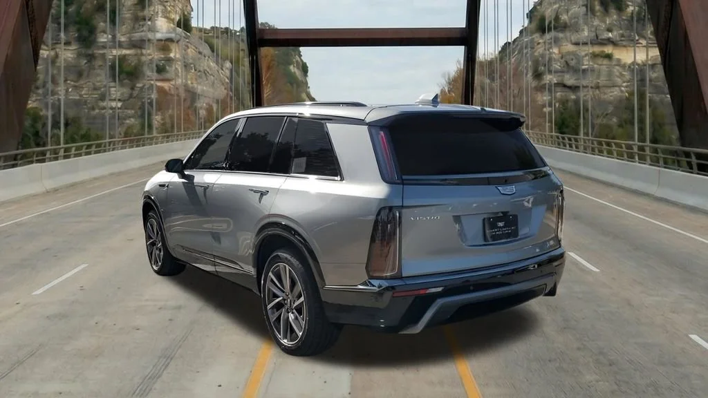 2026 Cadillac VISTIQ Sport - Photo 8