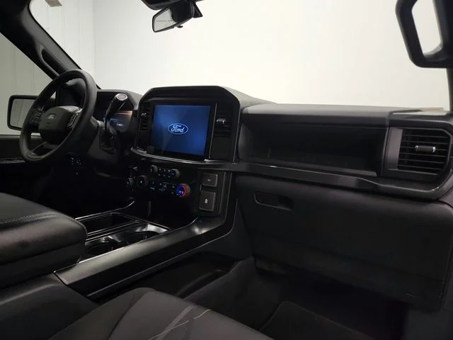 Used 2025  Ford STX image 33