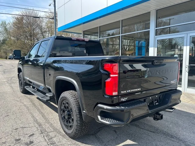 2026 Chevrolet Silverado 2500 HD High Country - Photo 8
