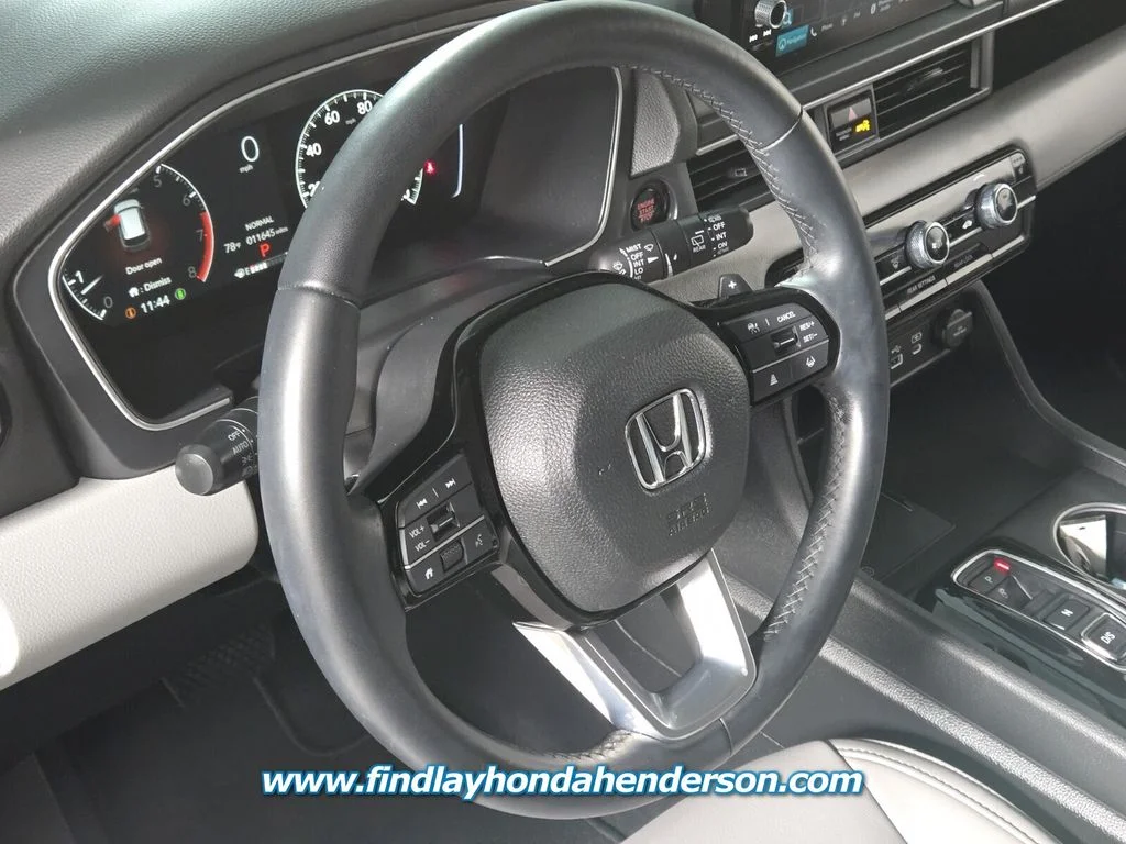 2025 Honda Pilot Touring - Photo 26