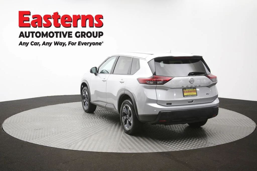Used 2024 Silver Nissan SV image 64