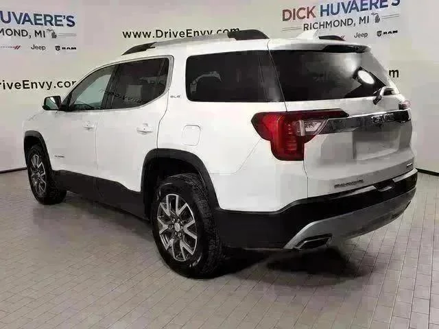 Used 2020 White GMC SLE image 6
