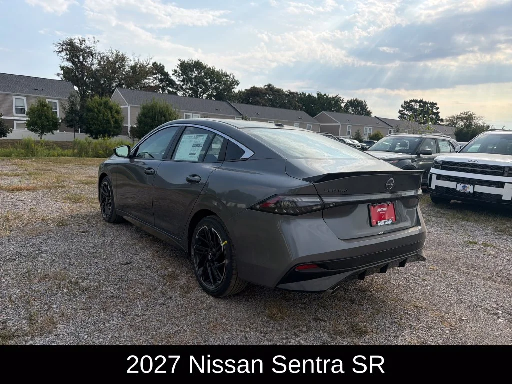 Used 2027 Gray Nissan SR image 3