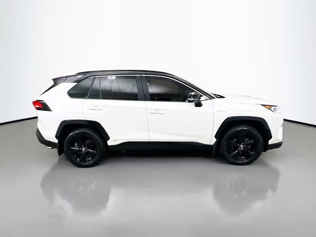 Used 2020 Blizzard Pearl Toyota XSE image 8