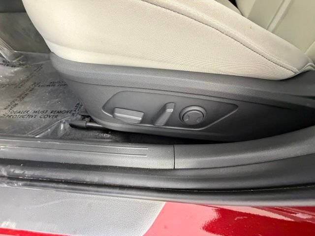 Used 2025 Red Hyundai SEL image 16