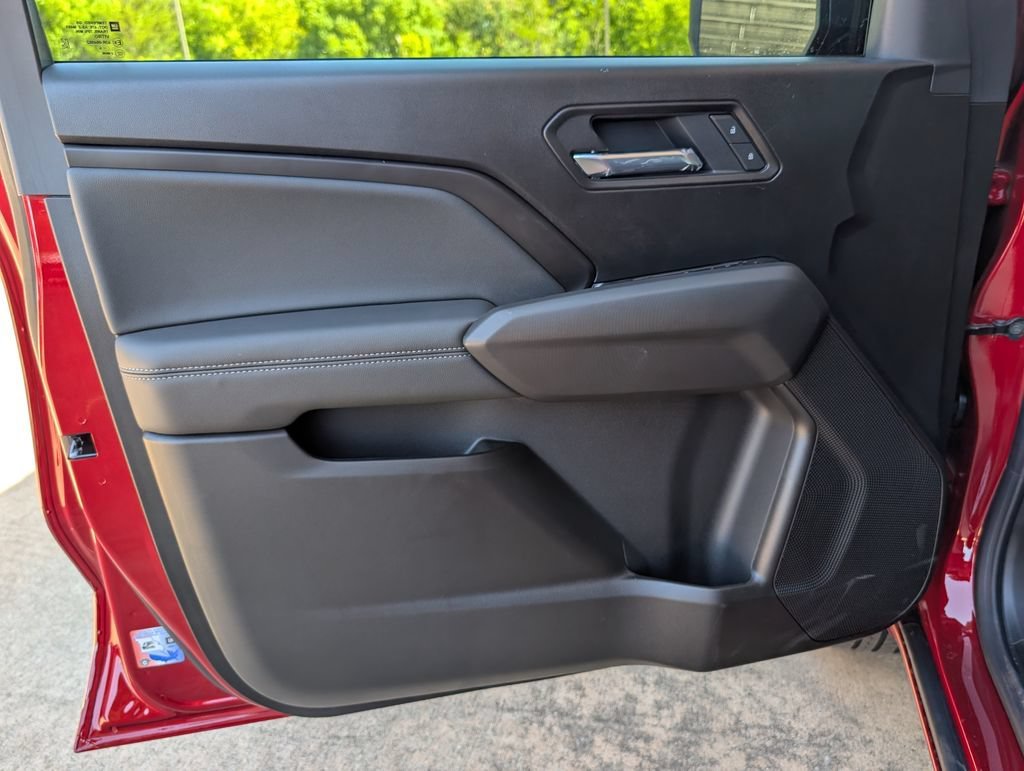 2026 Chevrolet Colorado LT - Photo 12