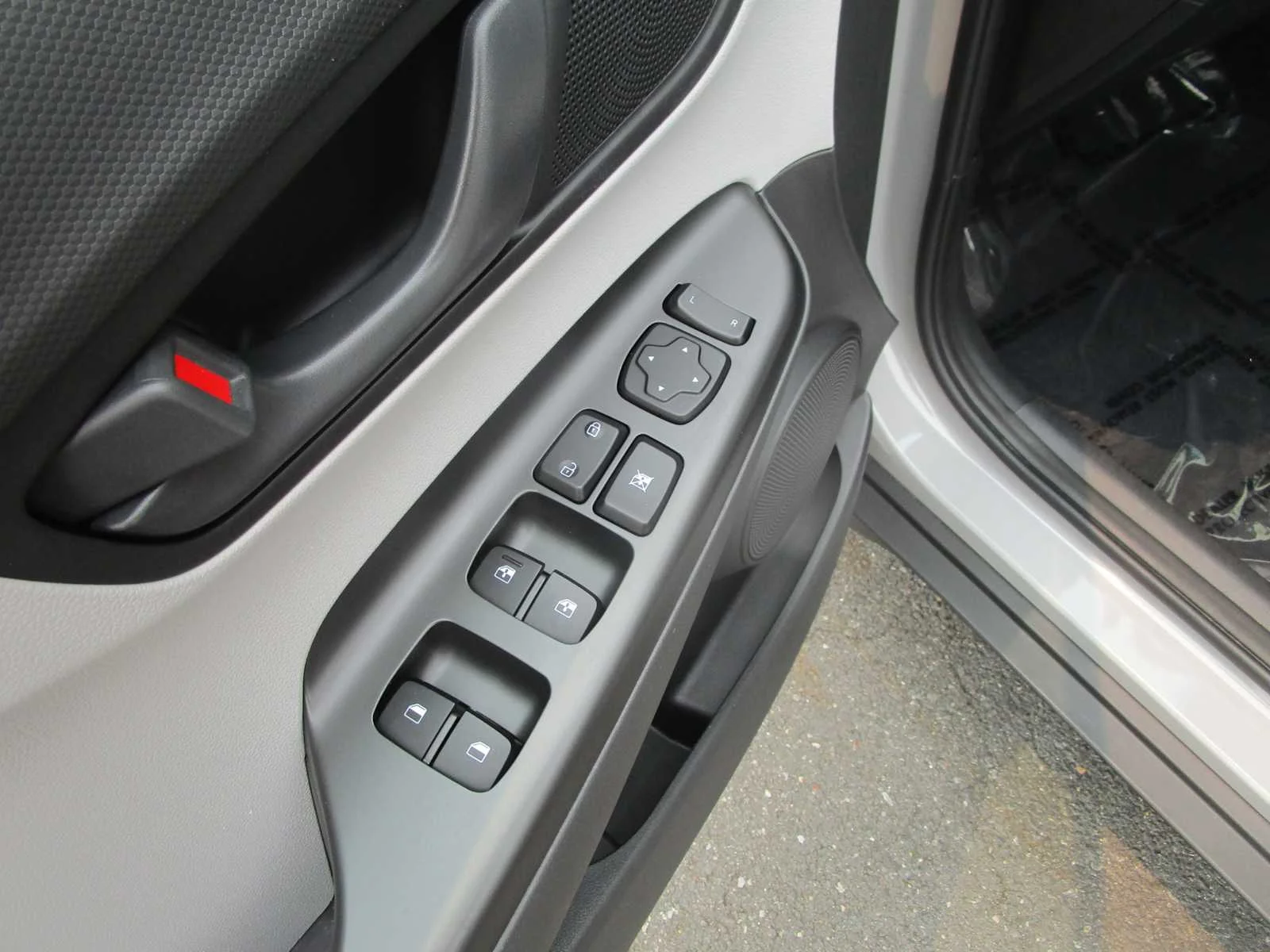 Used 2023 Cyber Silver Hyundai SEL image 13