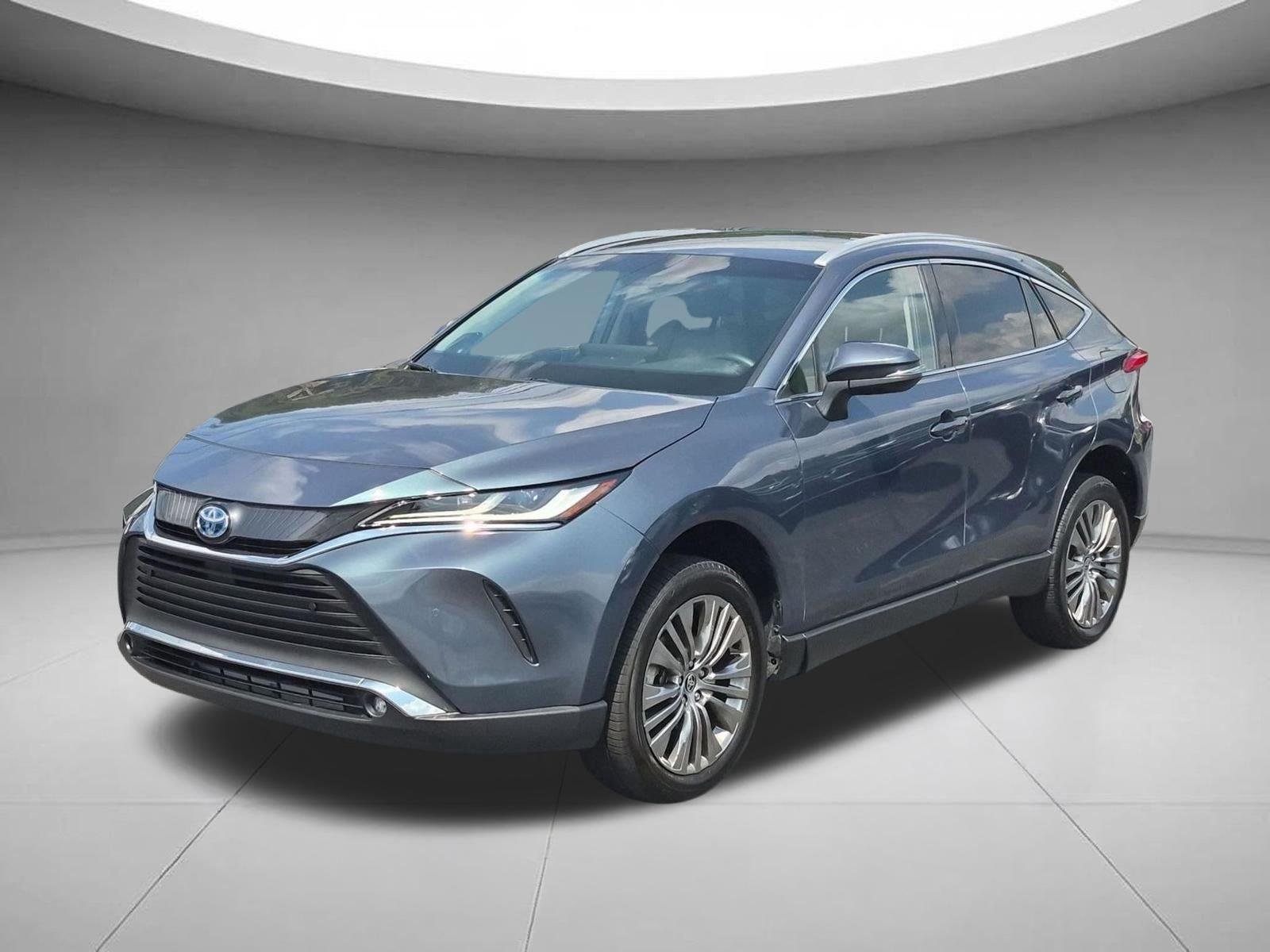 2024 Toyota Venza XLE