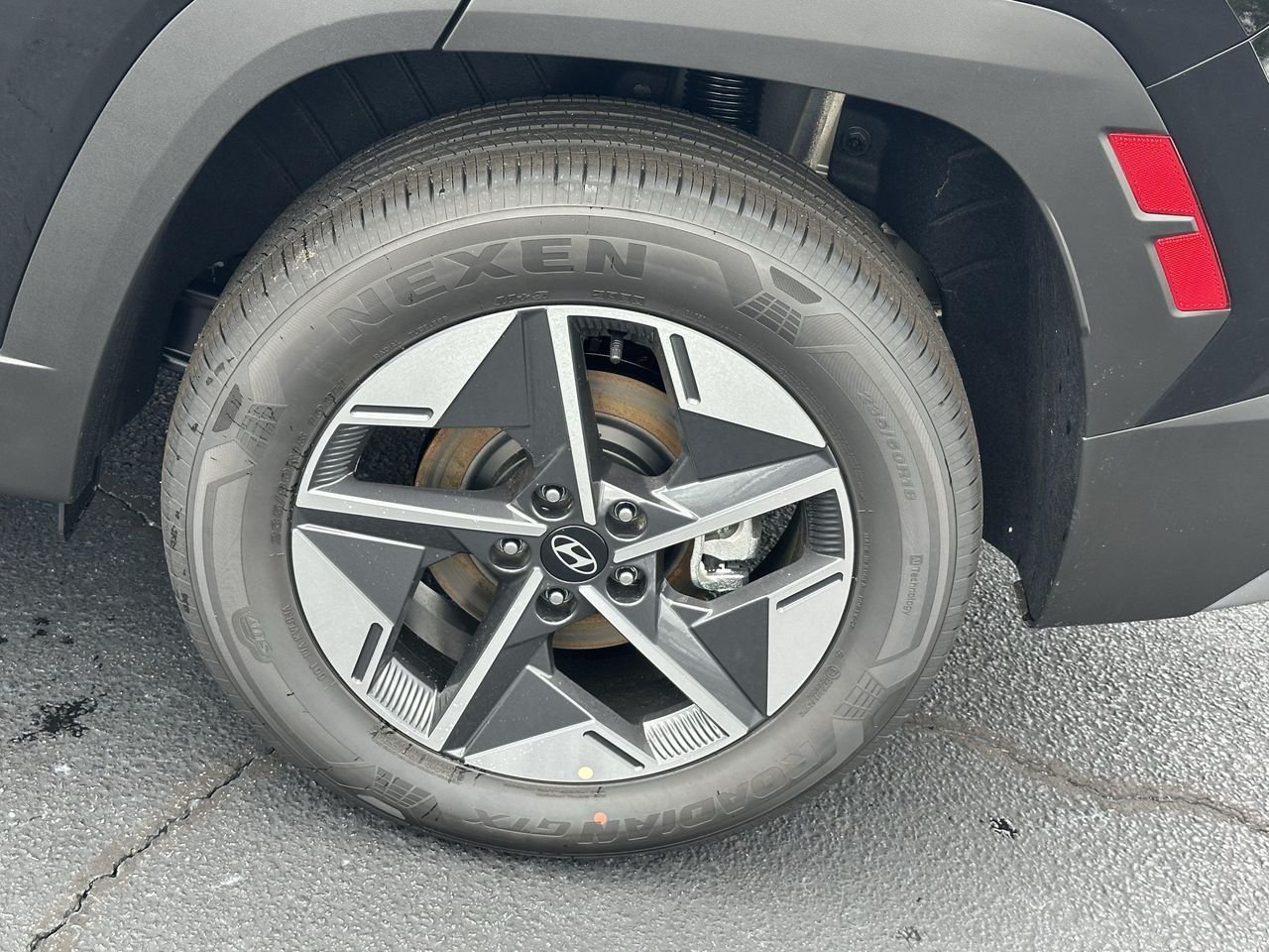 New 2026 Ash Black Hyundai SEL image 17