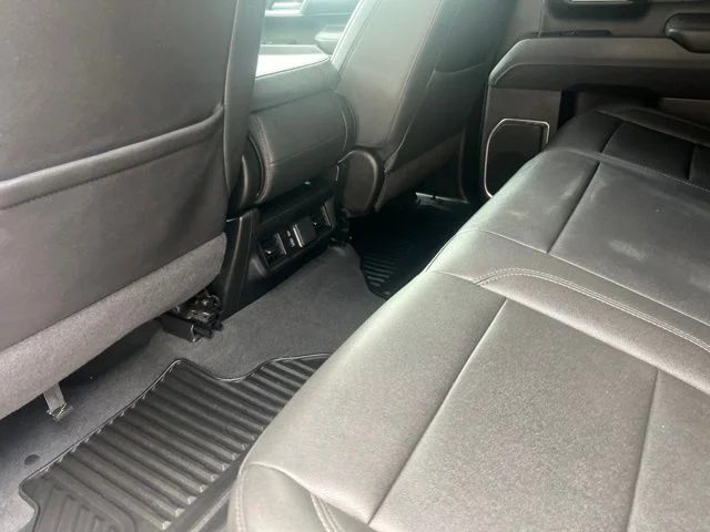 Used 2025 Black Chevrolet LT image 30