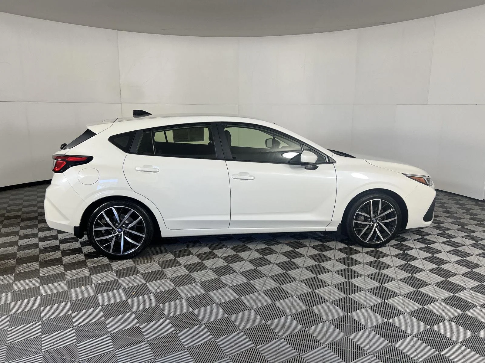 Used 2024 Crystal White Pearl Subaru Sport image 11