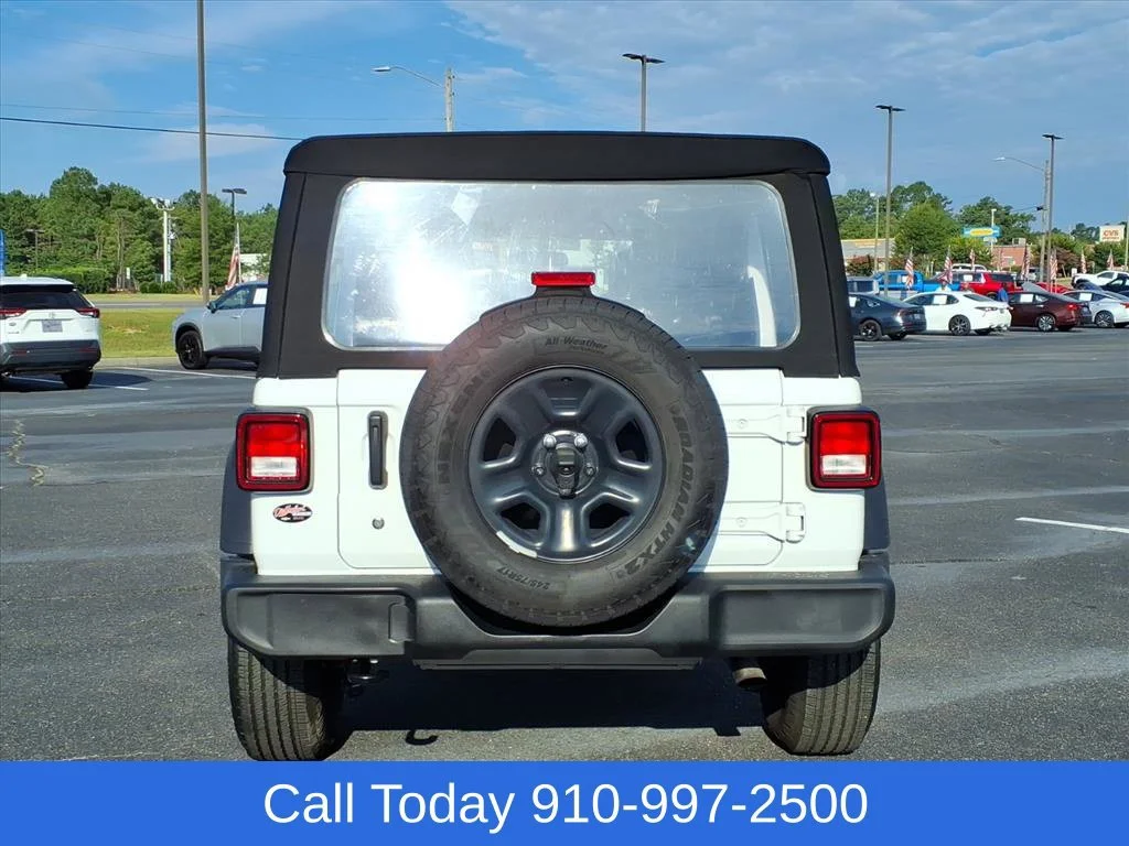 Used 2024 White Jeep 4-Door Sport 4x4 image 7