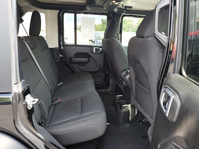 Used 2022 Black Jeep Unlimited Sport S image 23