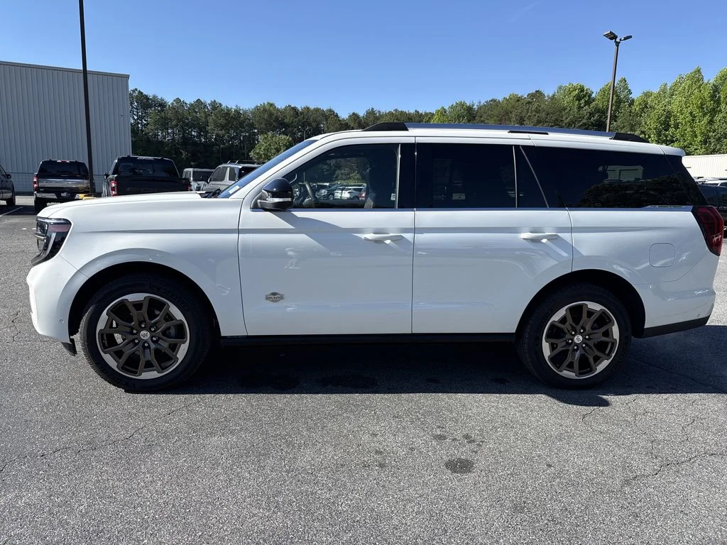 Used 2025 White Ford King Ranch image 4