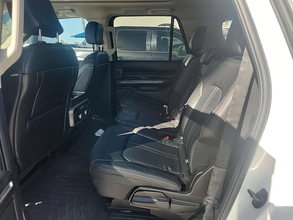 Used 2021 White Metallic Ford Platinum image 19
