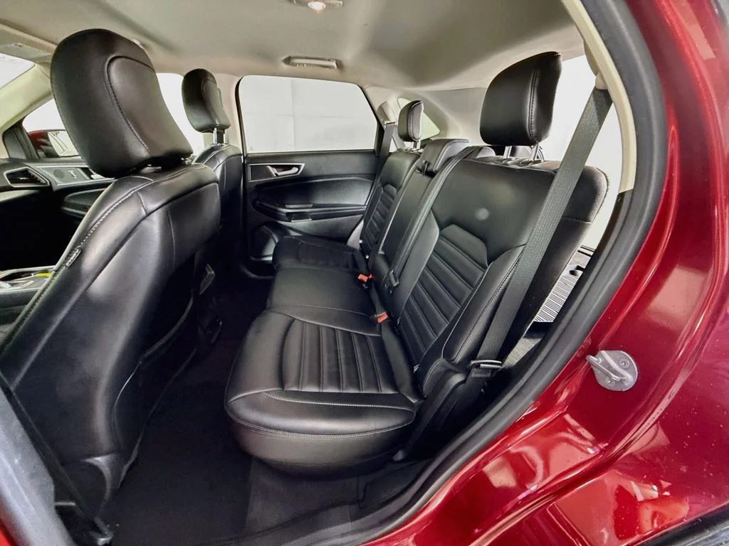 Used 2023 Rapid Red Metallic Tinted Clearcoat Ford SEL image 23