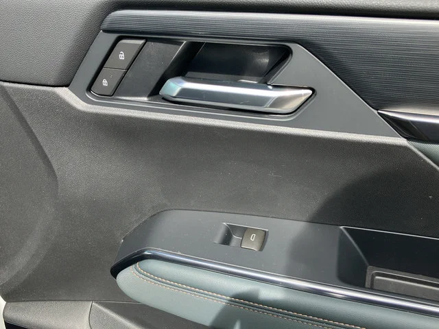 2026 GMC Acadia AT4 - Photo 25