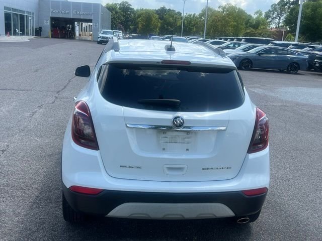Used 2017 White Buick Preferred image 4