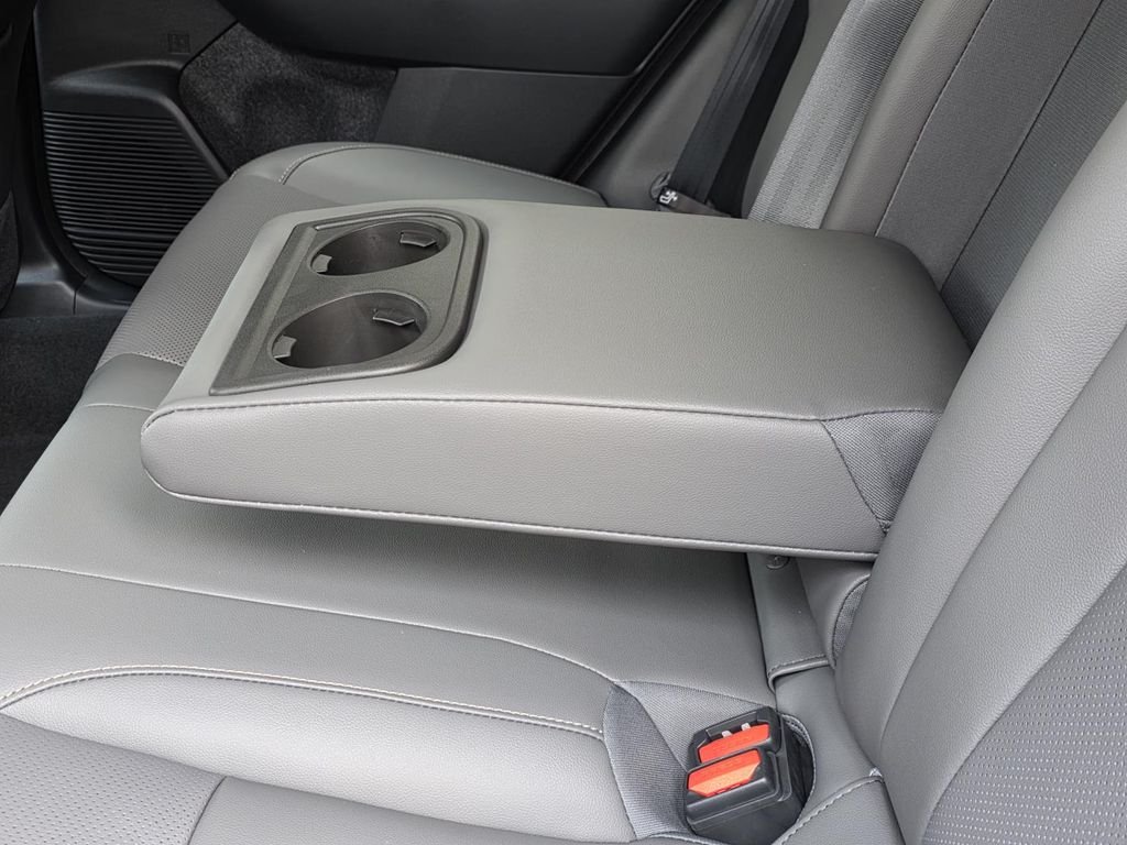 2026 Subaru Outback Limited - Photo 12