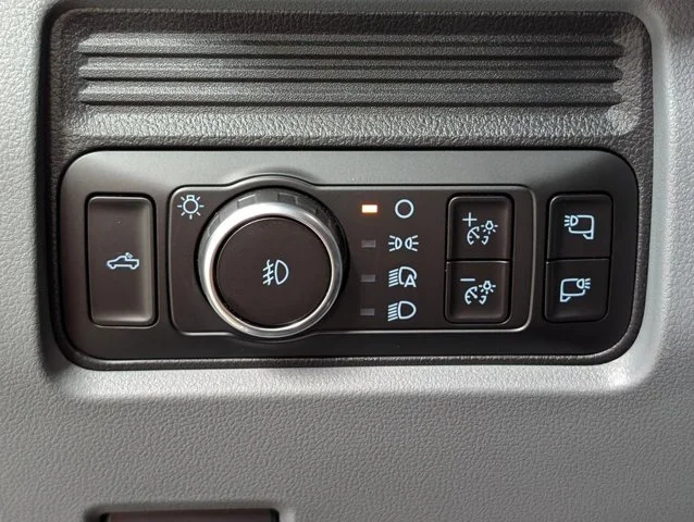 New 2026 Oxford White Ford F-250® XLT image 47