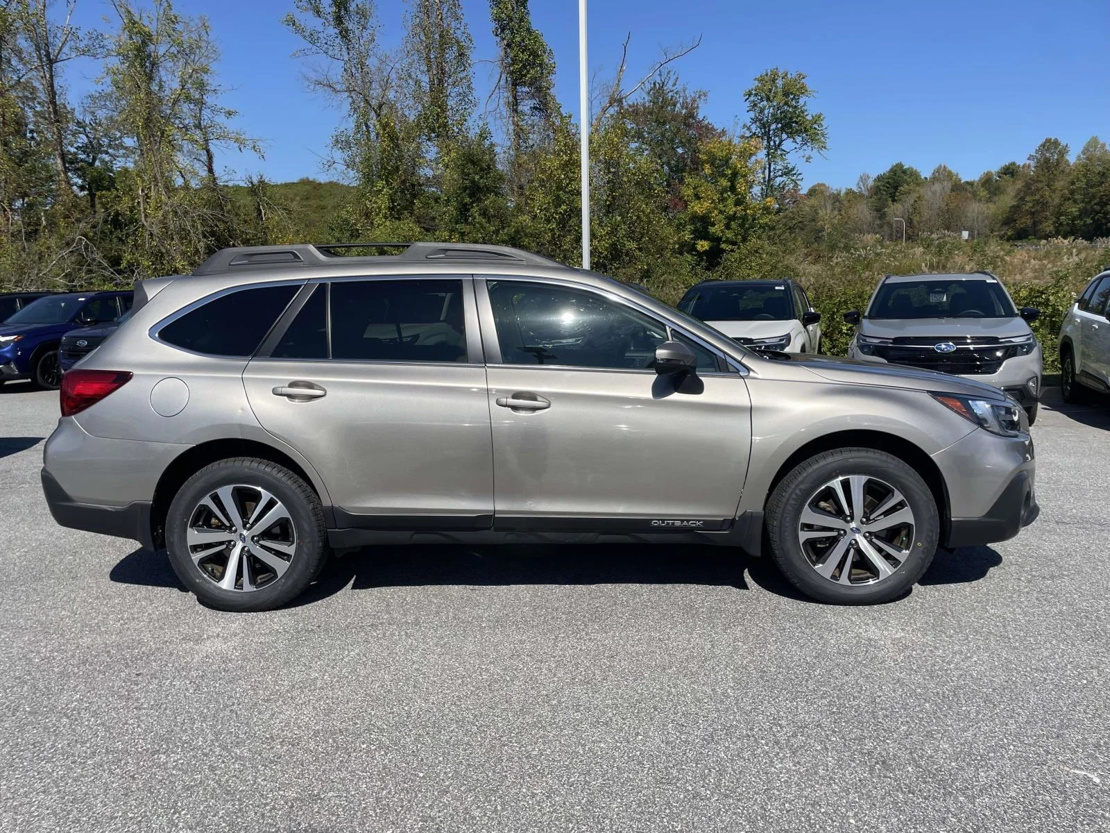 Used 2019 Tungsten Metallic Subaru Limited image 30