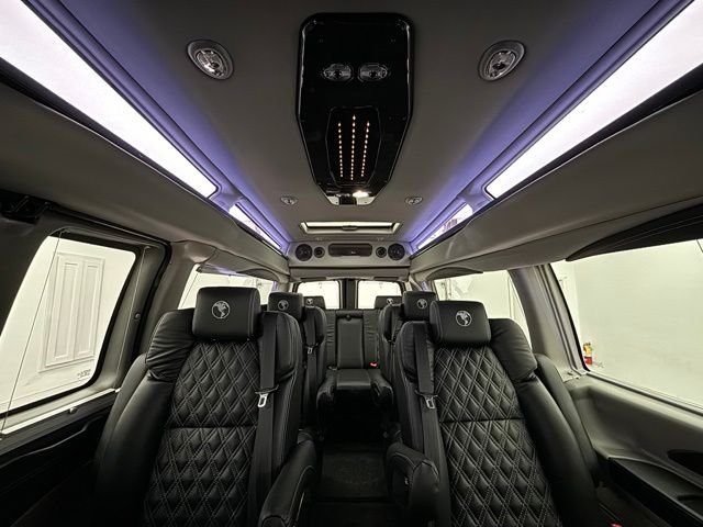 New 2026 Onyx Black GMC Explorer Limited SE image 2