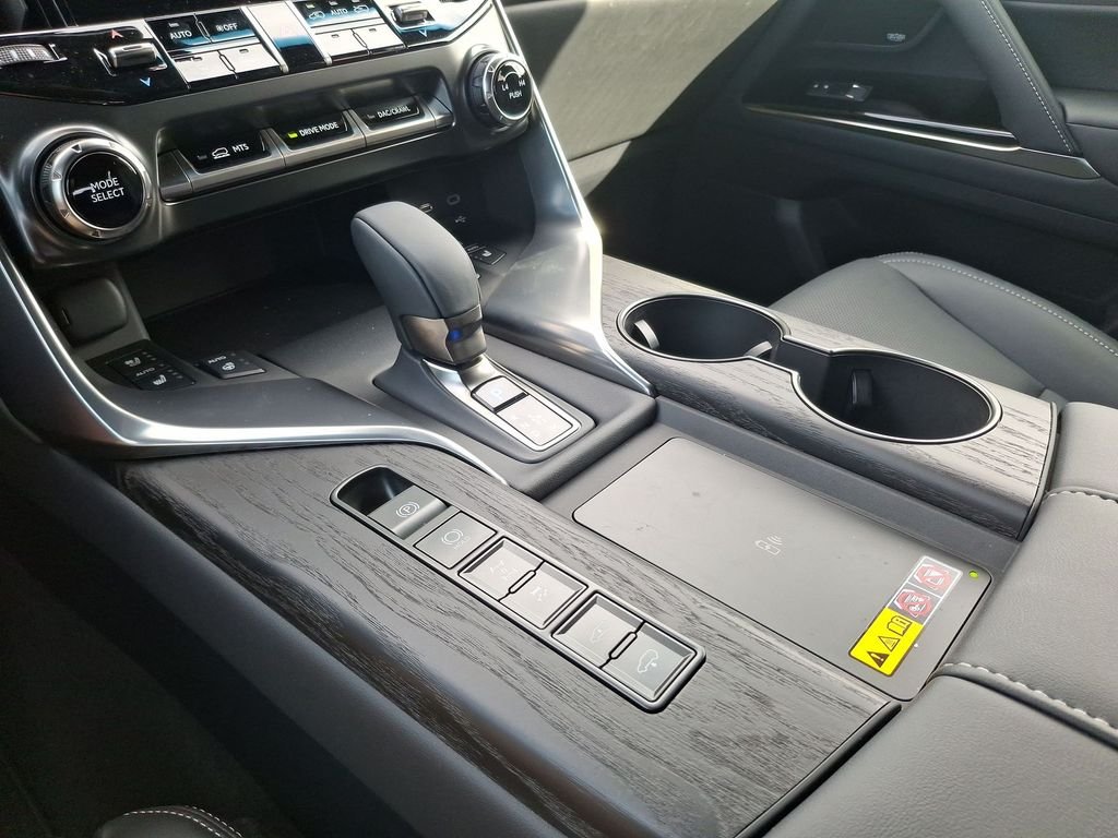 2025 Lexus LX 700h Luxury - Photo 21