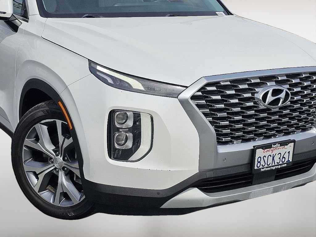 Used 2020 White Hyundai SEL image 6