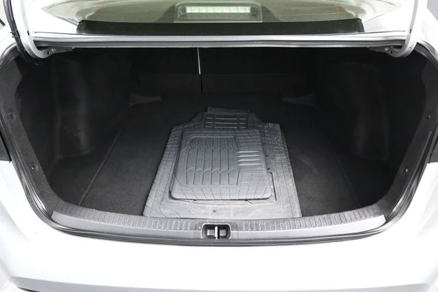 2022 Toyota Corolla LE - Photo 9