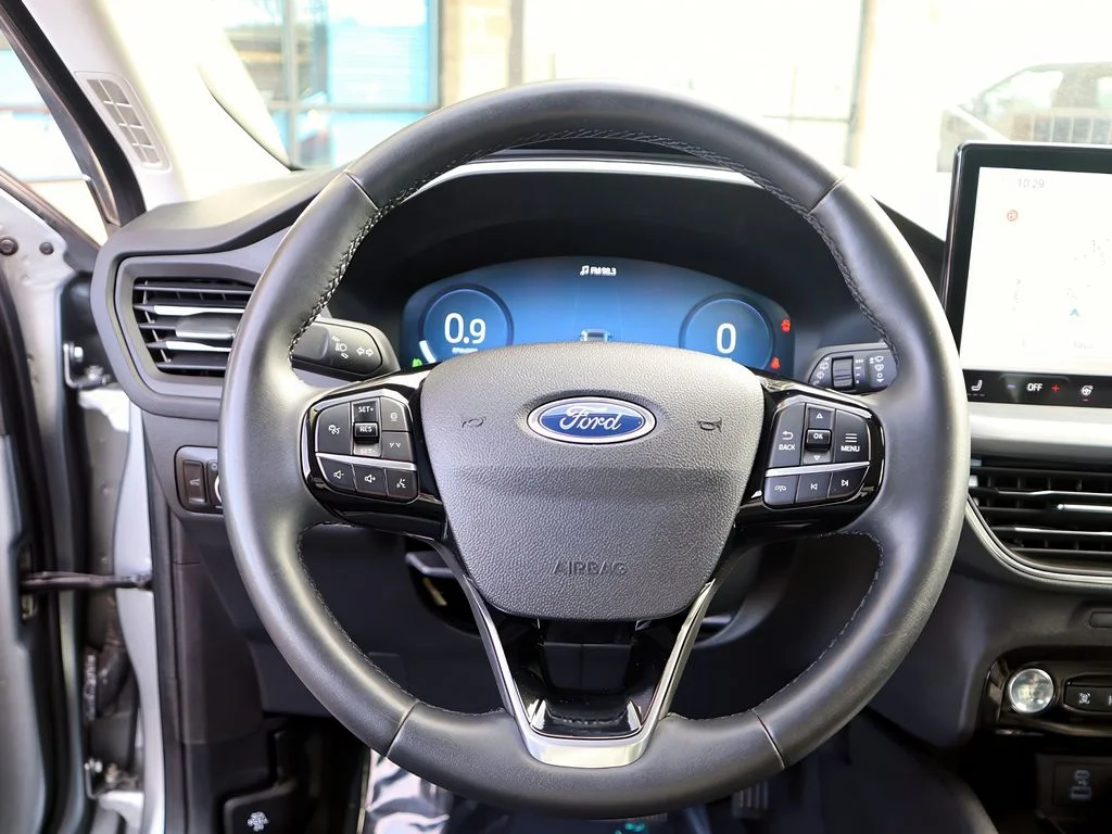 Used 2023 Iconic Silver Metallic Ford Platinum image 17
