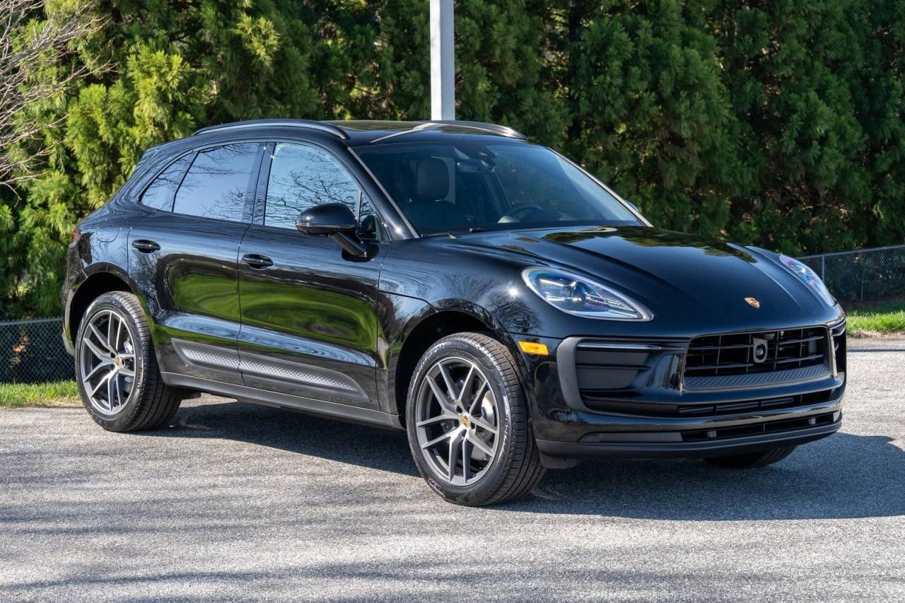 Used 2026  Porsche  image 8