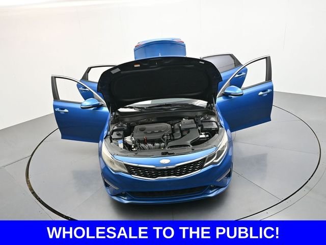 Used 2019 Black Kia S image 44