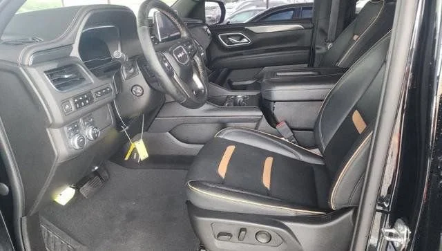 Used 2023 Onyx Black GMC AT4 image 5