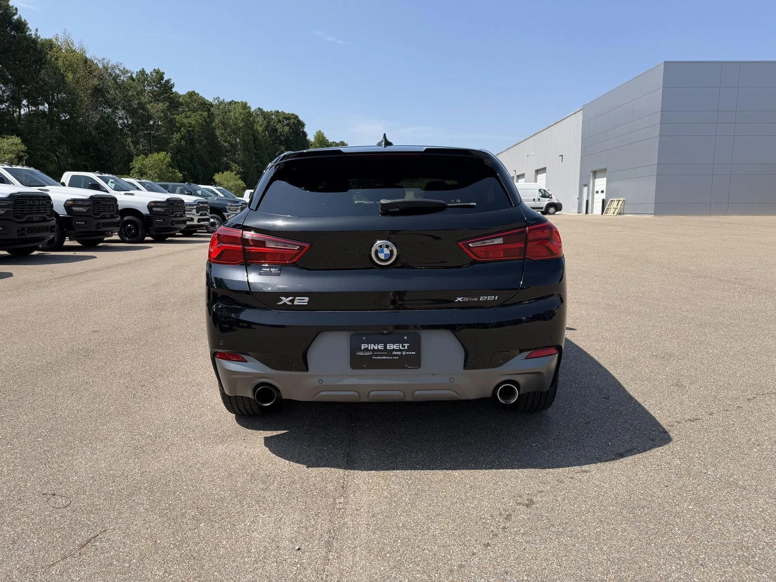 Used 2018 Black Sapphire Metallic BMW xDrive28i image 5