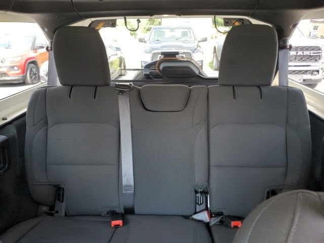 Used 2022 Black Jeep Unlimited Sport S image 13