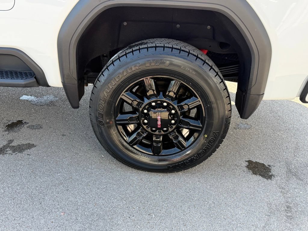 Used 2024 Summit White GMC AT4 image 43