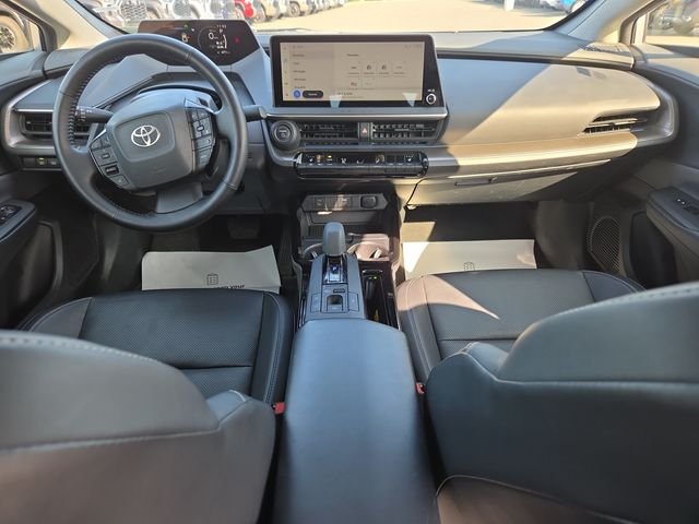 Used 2024  Toyota XLE image 21