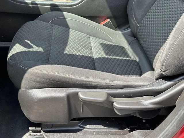 Used 2019 Red GMC SLE-1 image 16
