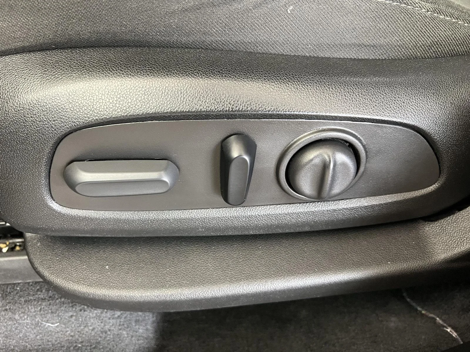 Used 2023 Black Cherry Metallic Chevrolet LT Cloth image 6