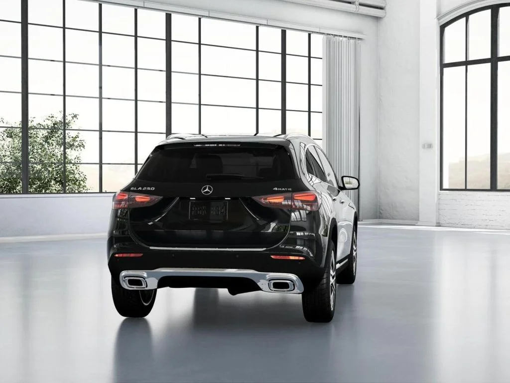 New 2026 Black Mercedes-Benz GLA 250 image 24
