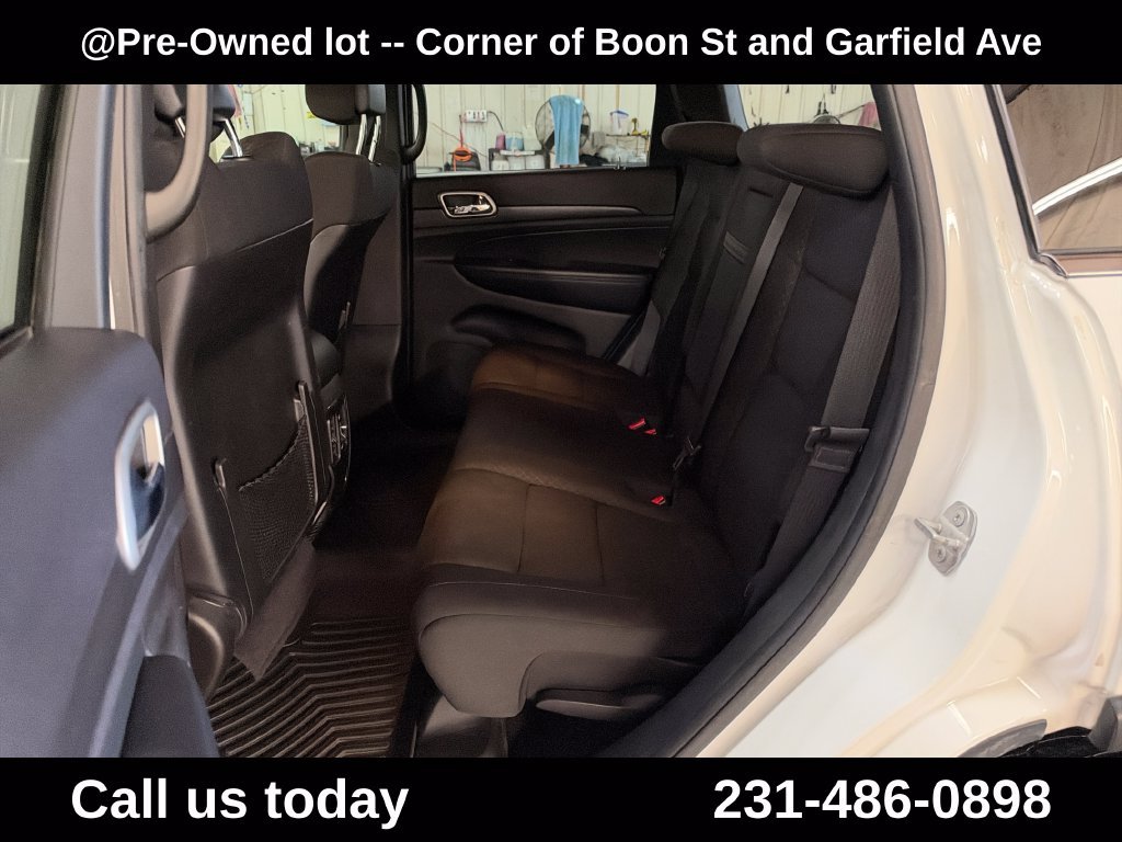 Used 2018 White Jeep Laredo E image 27