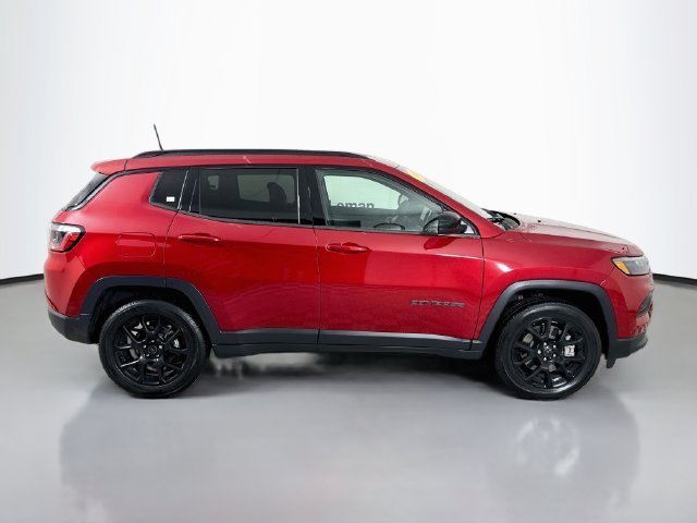 Used 2026 Red Jeep Latitude image 9